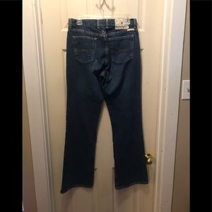 3/20$ Lucky brand dungarees women’s 10 / 30 vintage look jeans